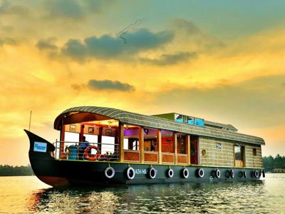 Houseboat Services
